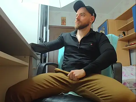 Snapshot of Ryanstone_ chatting on 01-12-26, 05:34 Ryanstone online show from 01-12-26, 05:34