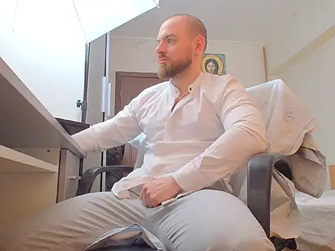 Ryanstone  online show from 03-21-26, 05:56