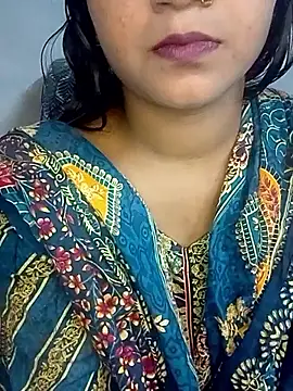 Snapshot of Neha533 chatting on 04-30-26, 04:13 Neha533 online show from 04-30-26, 04:13