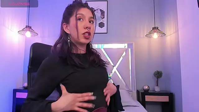 zoe-moreau online show from 03-03-26, 07:53