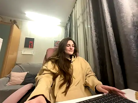 HelgaMun online show from 11-08-25, 02:39