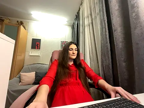 HelgaMun online show from 11-12-25, 10:26