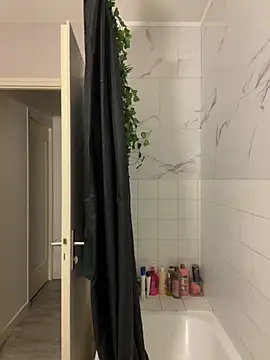 Snapshot of AsphericSquawk chatting on 03-11-26, 12:49 AsphericSquawk online show from 03-11-26, 12:49