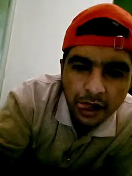 Snapshot of Yerackhip chatting on 11-27-25, 08:27 Yerackhip online show from 11-27-25, 08:27