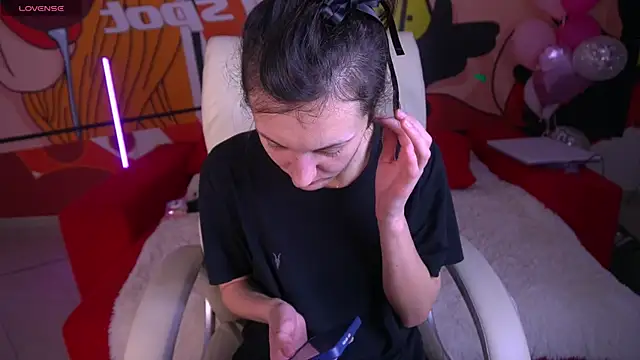 Snapshot of ZafiraMoonn chatting on 02-25-26, 03:16 ZafiraMoonn online show from 02-25-26, 03:16