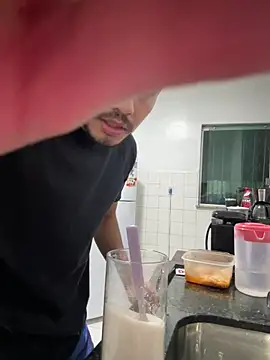 Snapshot of meninadeparis chatting on 03-11-26, 01:11 meninadeparis online show from 03-11-26, 01:11