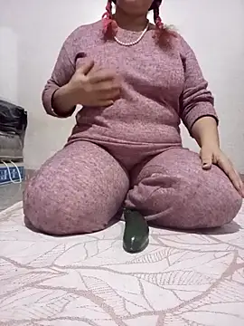 Snapshot of sdlmona chatting on 12-05-25, 05:53 sdlmona online show from 12-05-25, 05:53