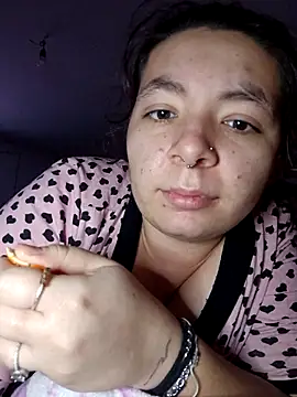 Snapshot of Baby_Myla chatting on 11-12-25, 07:24 Baby Myla online show from 11-12-25, 07:24