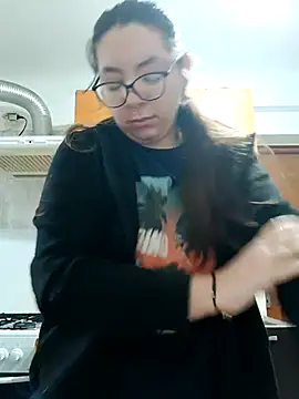 Snapshot of Baby_Myla chatting on 11-13-25, 07:29 Baby Myla online show from 11-13-25, 07:29