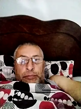 Snapshot of KAXABE11 chatting on 12-01-25, 03:55 KAXABE11 online show from 12-01-25, 03:55