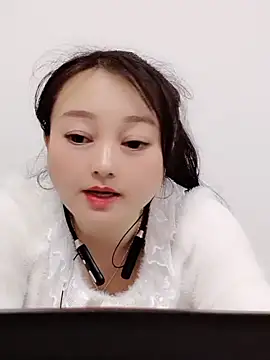 Alice-Baby520 online show from 11-03-25, 05:42