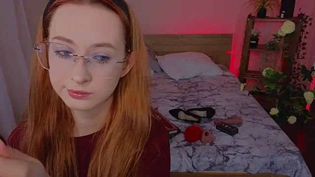 WICKEDEMBER online show from 04-10-26, 02:17