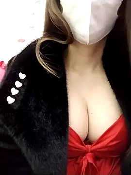 Snapshot of BeyeuCii99 chatting on 11-25-25, 09:48 BeyeuCii99 online show from 11-25-25, 09:48