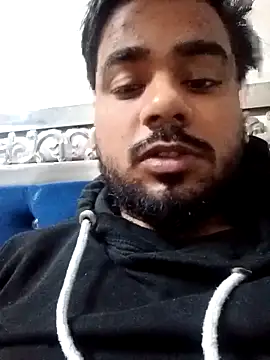 Snapshot of naughtyboyjii chatting on 11-12-25, 04:13 naughtyboyjii online show from 11-12-25, 04:13