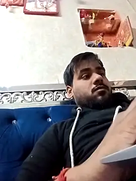 Snapshot of naughtyboyjii chatting on 11-14-25, 06:01 naughtyboyjii online show from 11-14-25, 06:01