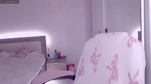 RachelVegass online show from 03-20-26, 01:05