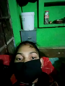 Snapshot of Jooli_cuty chatting on 01-13-26, 04:56 Jooli cuty online show from 01-13-26, 04:56