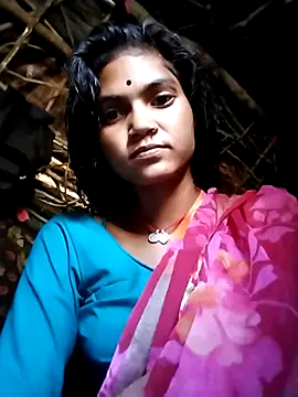 Snapshot of Jooli_cuty chatting on 02-08-26, 09:45 Jooli cuty online show from 02-08-26, 09:45