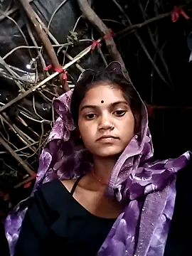 Snapshot of Jooli_cuty chatting on 02-18-26, 08:10 Jooli cuty online show from 02-18-26, 08:10