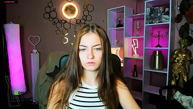 Snapshot of baby_hotte chatting on 11-25-25, 06:46 baby hotte online show from 11-25-25, 06:46