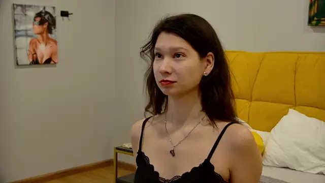 SaraDenars online show from 12-04-25, 05:39