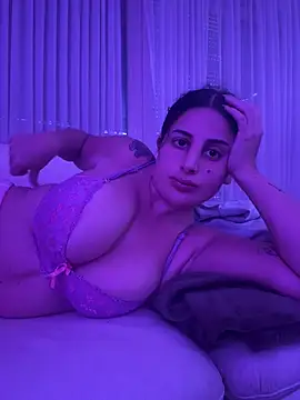 Snapshot of jojoa23 chatting on 02-16-26, 01:18 jojoa23 online show from 02-16-26, 01:18