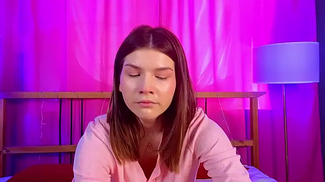 WilmaJohnson online show from 03-19-26, 06:39