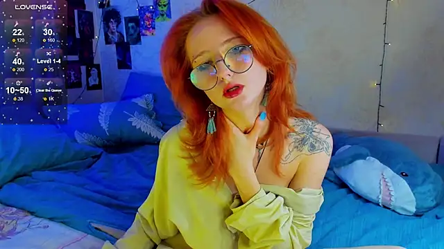 DragonflyLiza online show from 11-18-25, 11:58