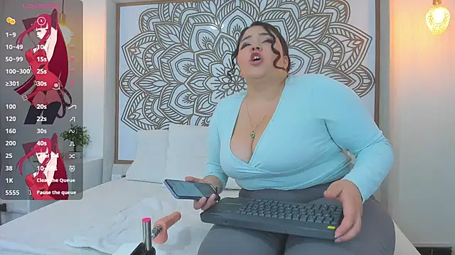 Lilith Aliany  online show from 12-18-25, 01:17