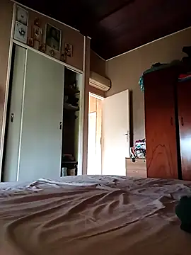 TransKylieX online show from 11-27-25, 06:54