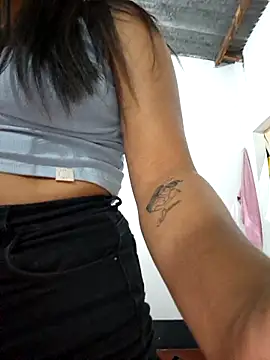 lapicarona18 online show from 11-08-25, 10:41