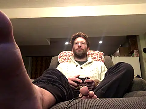 Snapshot of RockHammercock chatting on 11-27-25, 04:25 RockHammercock online show from 11-27-25, 04:25