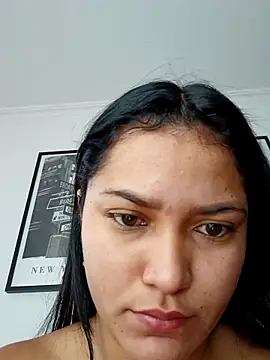 Snapshot of LiaAcosta chatting on 03-12-26, 03:51 LiaAcosta online show from 03-12-26, 03:51