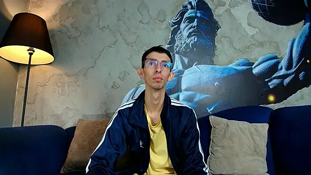 Snapshot of ZyroNight chatting on 11-14-25, 02:16 ZyroNight online show from 11-14-25, 02:16