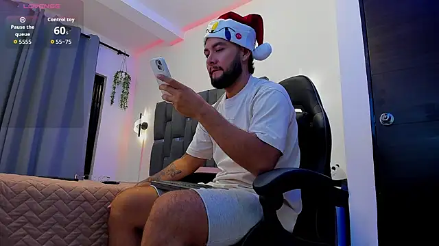 Snapshot of noah_corvelle chatting on 12-01-25, 01:54 noah corvelle online show from 12-01-25, 01:54