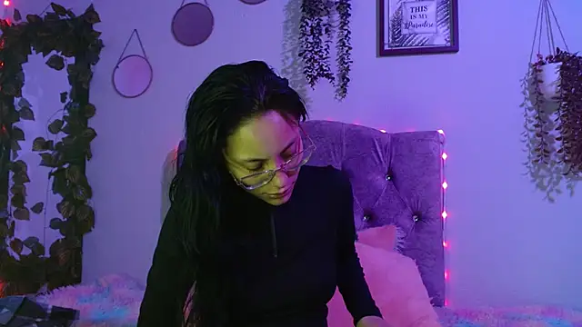 valkiry  online show from 04-10-26, 08:57