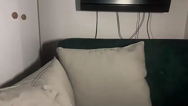 PLAYMATE6373 online show from 03-09-26, 04:55