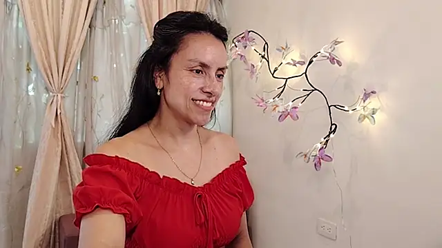 Snapshot of Bella_Exhibition chatting on 05-23-26, 07:07 Bella Exhibition online show from 05-23-26, 07:07