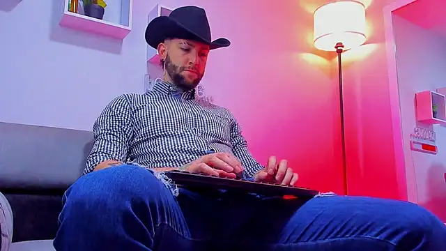 Supreme Alpha online show from 11-18-25, 03:34