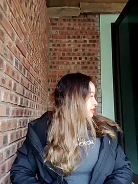 thu-cuoi online show from 12-18-25, 07:03