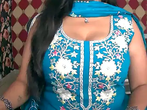 Snapshot of Yanshi55 chatting on 11-20-25, 04:56 Yanshi55 online show from 11-20-25, 04:56