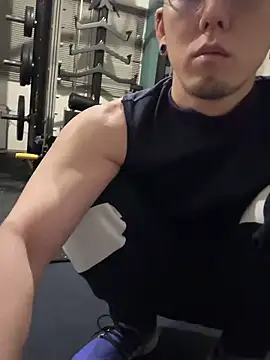 Snapshot of ippei0001 chatting on 12-02-25, 04:13 ippei0001 online show from 12-02-25, 04:13