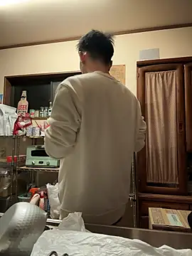 Snapshot of ippei0001 chatting on 01-09-26, 06:31 ippei0001 online show from 01-09-26, 06:31