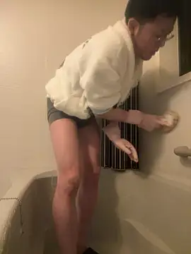 Snapshot of ippei0001 chatting on 01-15-26, 04:00 ippei0001 online show from 01-15-26, 04:00