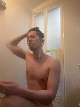 Snapshot of ippei0001 chatting on 02-25-26, 04:44 ippei0001 online show from 02-25-26, 04:44