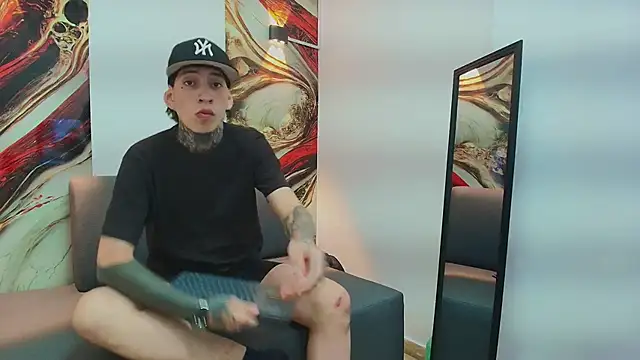 Snapshot of DANTE_ARMSTRONG chatting on 11-21-25, 11:36 DANTE ARMSTRONG online show from 11-21-25, 11:36