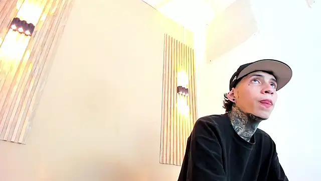 Snapshot of DANTE_ARMSTRONG chatting on 12-16-25, 04:39 DANTE ARMSTRONG online show from 12-16-25, 04:39