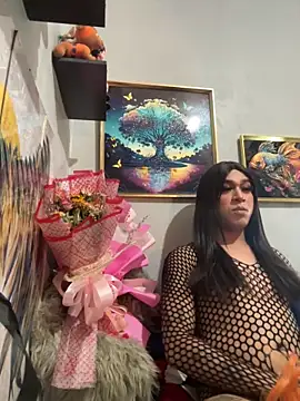 Snapshot of desirable_miya chatting on 02-25-26, 04:16 desirable miya online show from 02-25-26, 04:16