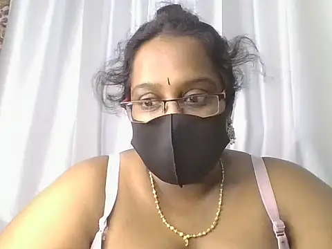 hootypriya online show from 06-30-26, 05:14