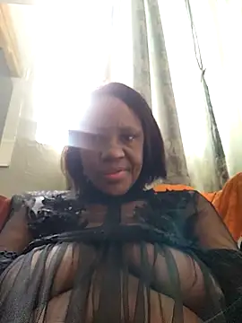 Snapshot of Mommy_Sienna chatting on 11-29-25, 10:40 Mommy Sienna online show from 11-29-25, 10:40